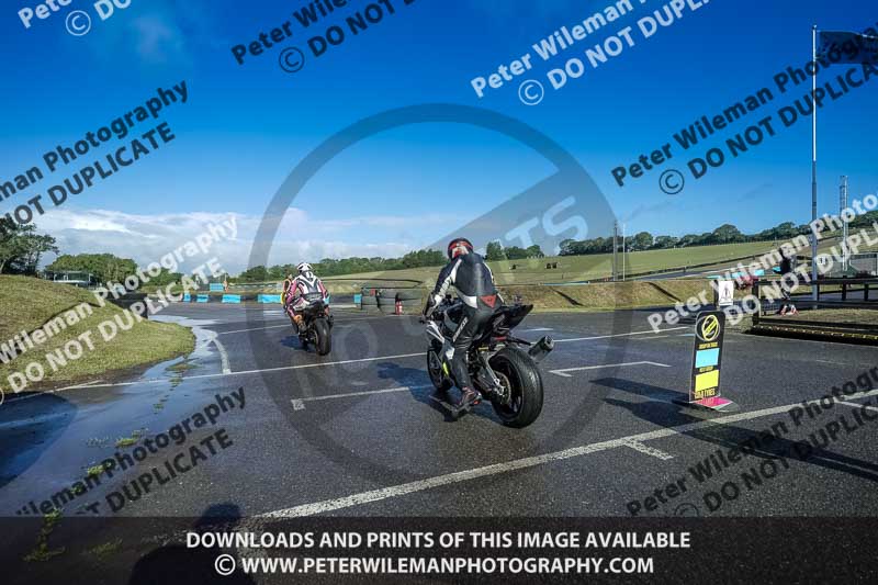enduro digital images;event digital images;eventdigitalimages;lydden hill;lydden no limits trackday;lydden photographs;lydden trackday photographs;no limits trackdays;peter wileman photography;racing digital images;trackday digital images;trackday photos